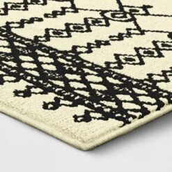 Easy Care Geometric Rug - Project 62™ -Home Decor Store GUEST 1acd872b f1ea 4b65 adc5 d1ec69f8baf2