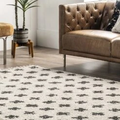 NuLOOM Fatima Cross Cozy Shag Tassel Area Rug -Home Decor Store GUEST 2b114176 830d 4547 bd45 5315f3519171