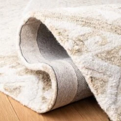 Casablanca CSB775 Hand Tufted Area Rug - Safavieh -Home Decor Store GUEST 45a002bd 2183 4bdc a866 383f3957a621