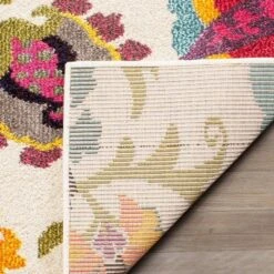 Jasmine Paisley Area Rug - Safavieh -Home Decor Store GUEST 48be10db f2ac 4df8 b6bd 0803743cd797