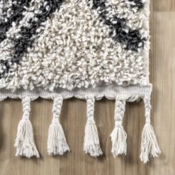 NuLOOM Amanda Moroccan Chevron Tassel Area Rug -Home Decor Store GUEST 5239cd1f 7949 4adb 8804 7db143d5709f