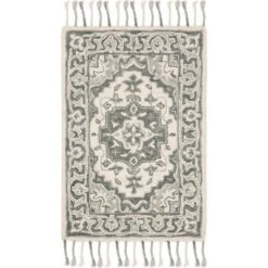 Ann Medallion Tufted Area Rug Light - Safavieh -Home Decor Store GUEST 7e09c06c 767e 4921 99db 7743058b4dfa
