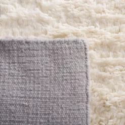 Casablanca CSB704 Hand Woven Area Rug - Safavieh -Home Decor Store GUEST 9c93c2fc 6e98 40cb a517 914c99c580bc