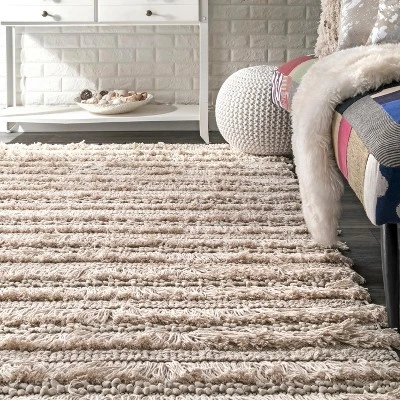 NuLOOM Handmade Emerita Tassel Shag Area Rug 5 NuLOOM Handmade Emerita Tassel Shag Area Rug - Image 3