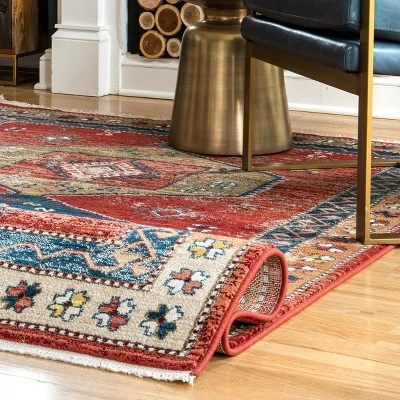 NuLOOM Novah Medallion Area Rug 5 NuLOOM Novah Medallion Area Rug - Image 3