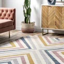 NuLOOM Neveah Contemporary Chevron Area Rug -Home Decor Store GUEST c50c9a21 5393 42ed 912f 4493e3e4cb34