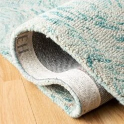 Della Rug - Safavieh® -Home Decor Store GUEST d112c125 1af0 4560 be40 d82fd58a62ae