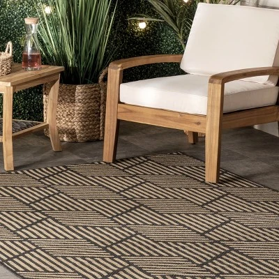 NuLOOM Leona Modern Geometric Indoor And Outdoor Area Rug 10 NuLOOM Leona Modern Geometric Indoor And Outdoor Area Rug - Image 8