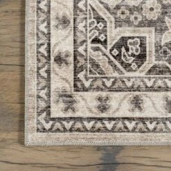 NuLOOM Eira Medallion Stain-Resistant Machine Washable Area Rug -Home Decor Store GUEST eda614b7 0467 462b be39 7ed5a97946f7