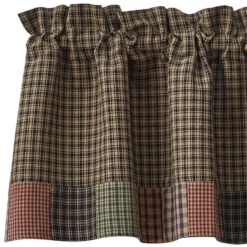 Pieced Star Lined Border Valance -Home Decor Store GUEST ee22d94b cdff 40a1 a5d6 77c9a80fefb4