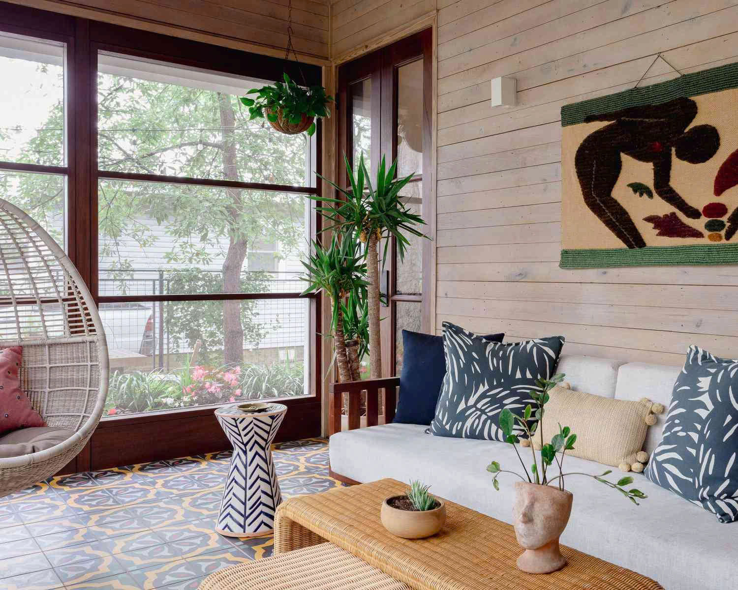 Home Decor Store 2 Home Decor Store -Home Decor Store z6370385890522 1b70620d4d2bd154c788fe19fe2137bf